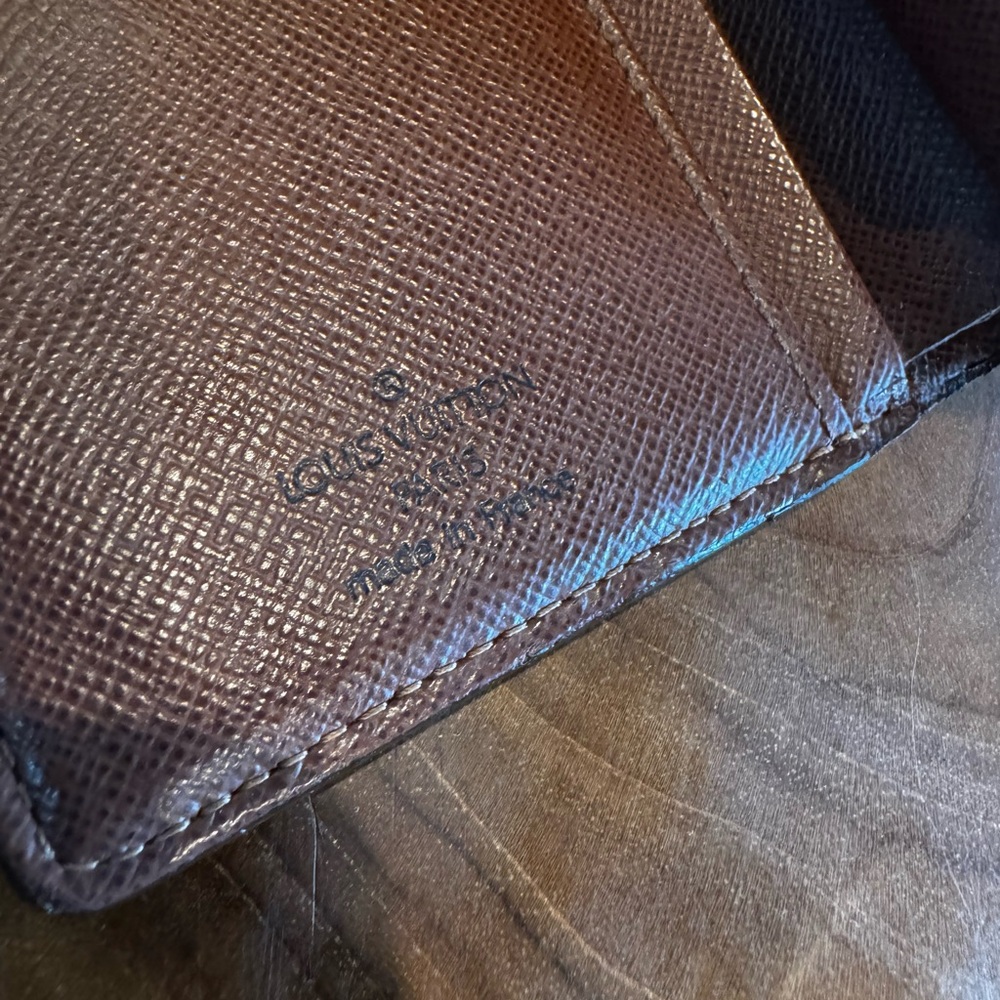 LOUIS VUITTON Monogram Porte Monnaie
Billets Viennois Wallet converted vintage - Picture 14 of 16